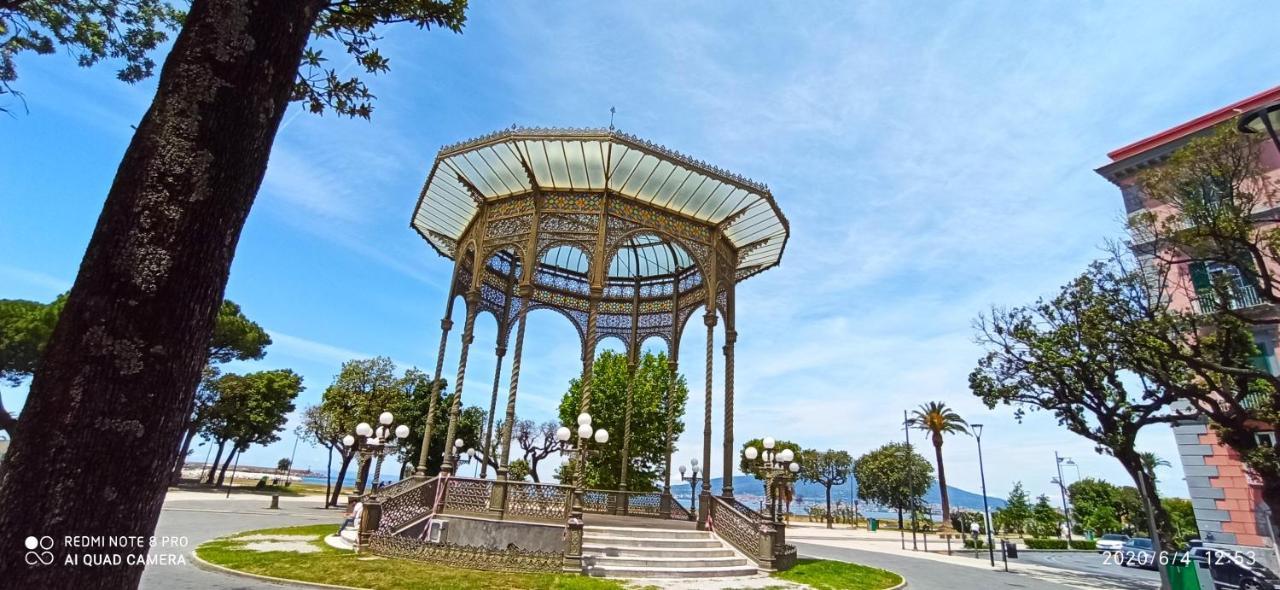 La Villa Degli Dei - Guest House Castellammare di Stabia Luaran gambar